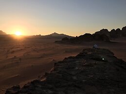 Um Al Tawaqi