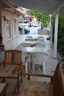 Ayhan Otel