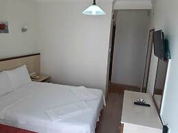 Ayhan Otel