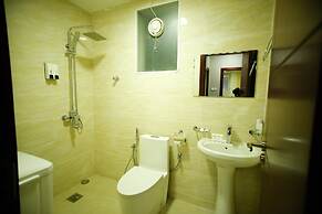Alpha Suites Hotel