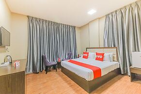 Alpha Suites Hotel
