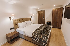 Iskalita Otel