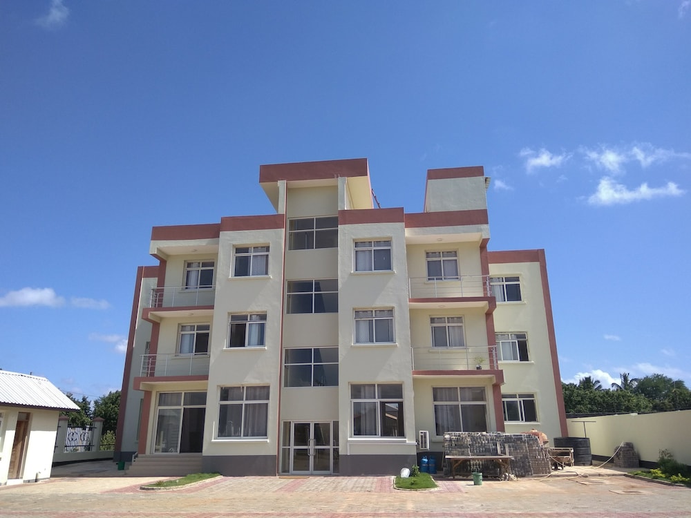 Ambiere House