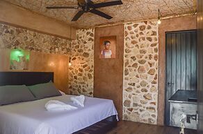 Hotel Colonial Zaci by GuruHotel