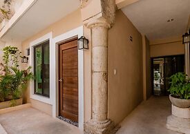 Hotel Colonial Zaci by GuruHotel