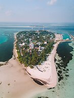 Perla Dhangethi