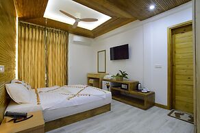 Perla Dhangethi