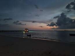 Perla Dhangethi