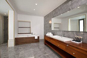 Reo Hotel