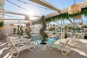 Reo Hotel
