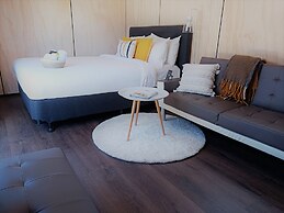 Snowman Lodge
