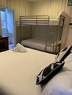 Snowman Lodge