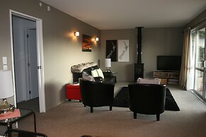 Mapleview Cottage