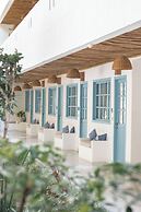 Seaesta Komodo Hotel & Hostel