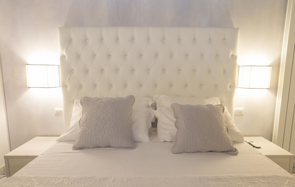 Morelli Suite