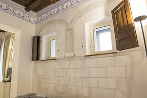 Morelli Suite