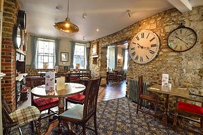 The George Hotel