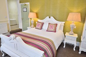 The George Hotel