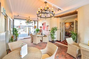 The George Hotel