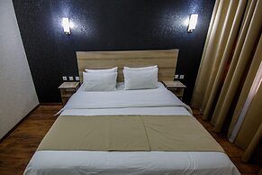 Level Hotel
