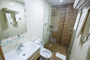 Level Hotel