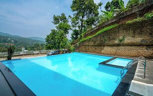 Periyarmountainpalace