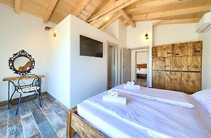 Pax House 1