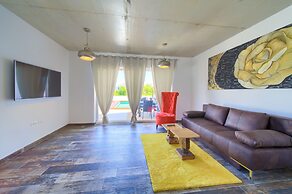 Pax House 2