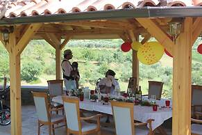 Heraklis Hotel
