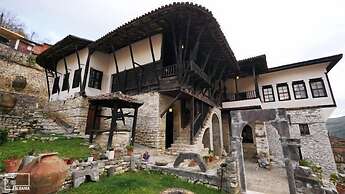 Heraklis Hotel