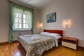 Montesan Apartments