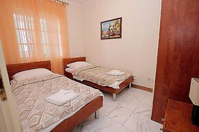 Montesan Apartments