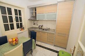 Montesan Apartments