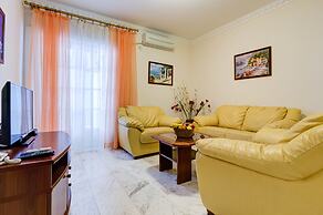Montesan Apartments