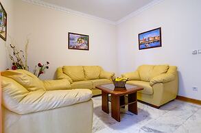 Montesan Apartments