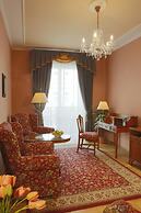 Hotel Bristol