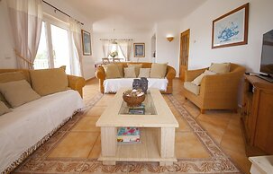 D08 - Bay View Villa in Vale da Lama