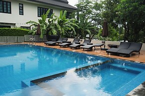 Merchant Villa