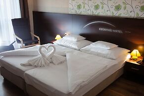 Ezüsthíd Hotel
