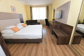 Hotel Jade - Ezüsthíd Hotel