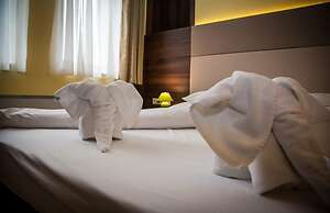 Hotel Jade - Ezüsthíd Hotel
