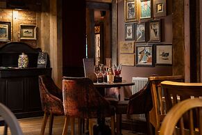 The Ambleside Inn - The Inn Collection Group