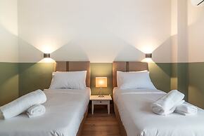 Hotel Tier