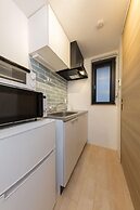 B4  Maison Philippe Shitaya 402
