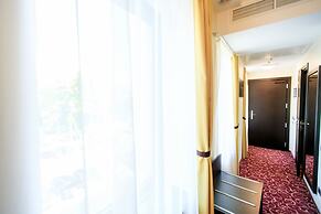 Menorah Hotel