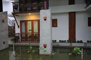Serenity Tissa