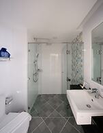 Prime Square Hotel