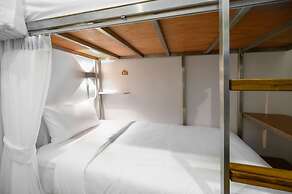 REST IS MORE Hostel
