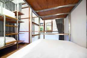 REST IS MORE Hostel