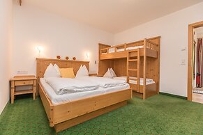 Alpenhof Apartments